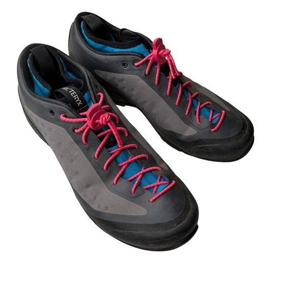 Arc'teryx Black and Pink Athletic Shoes size 9 - Picture 1 of 9